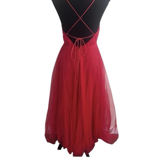 Hello Molly Red Tulle Midi Dress Size M AU10/US6 Deep V Backless Criss Cross NWT - Picture 4 of 6